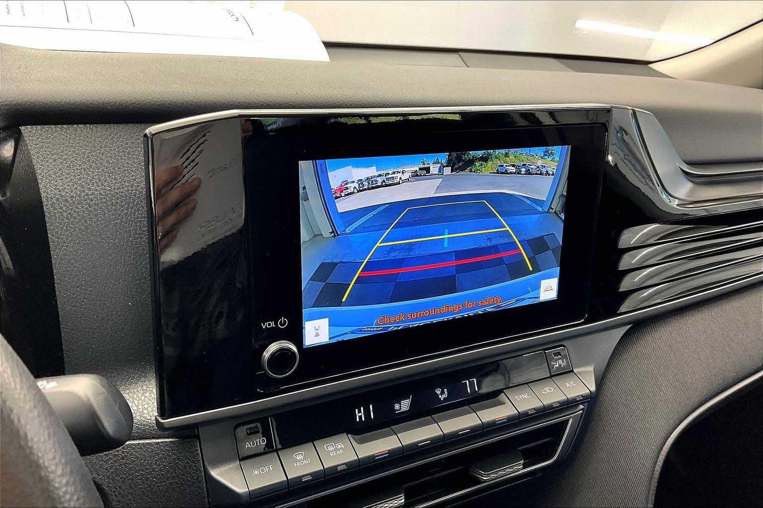 Used 2025 Ice Cap Toyota LE image 24