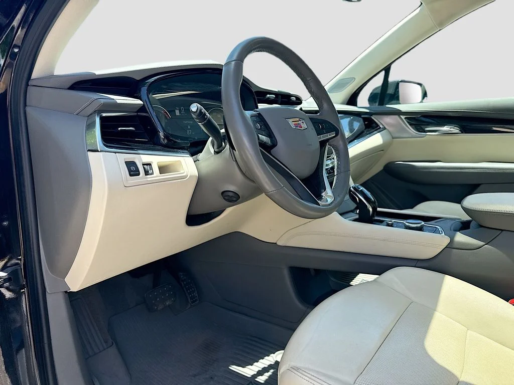 Used 2024 Black Cadillac Premium Luxury image 10
