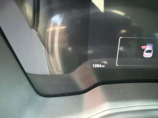 Used 2026  Toyota LE image 7