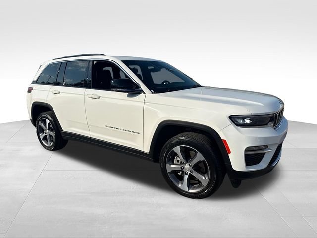 Used 2024 White Jeep 4xe image 7