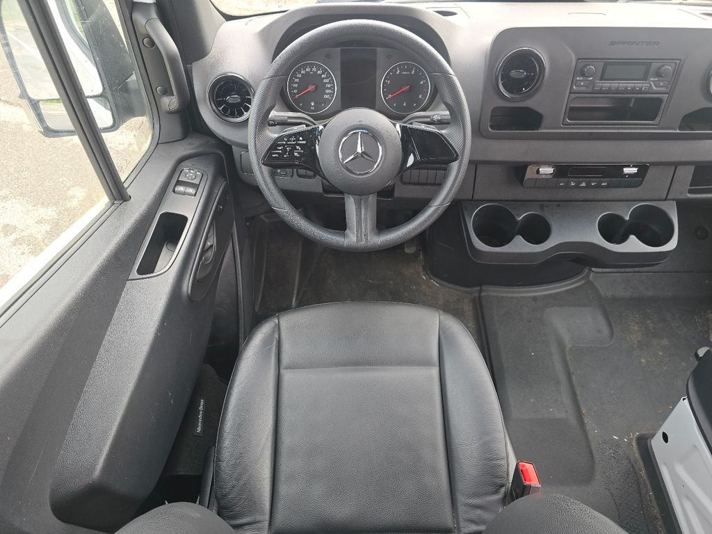 Used 2025 Arctic White Mercedes-Benz Cargo 144 WB image 15