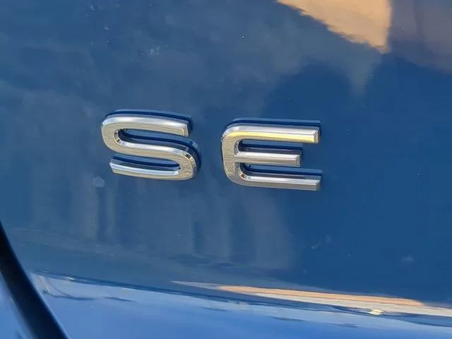 2026 Volkswagen Atlas Cross Sport SE w/Tech - Photo 11