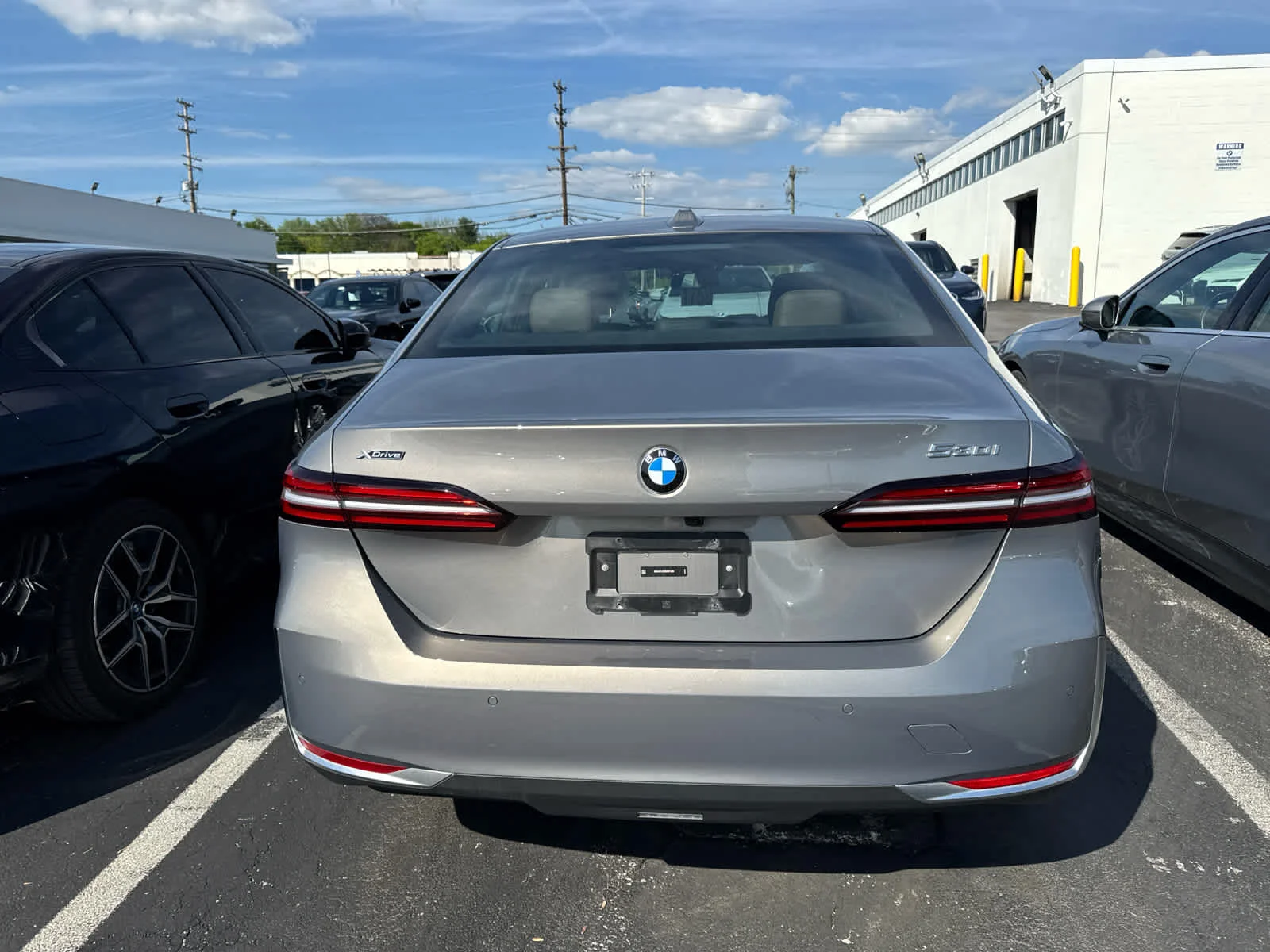 Used 2024 Oxide Grey Metallic BMW 530i xDrive image 9