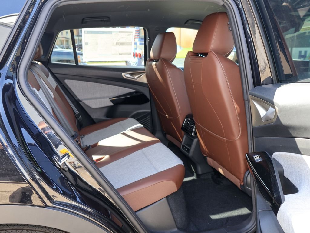 New 2026 Black Volkswagen Pro image 29