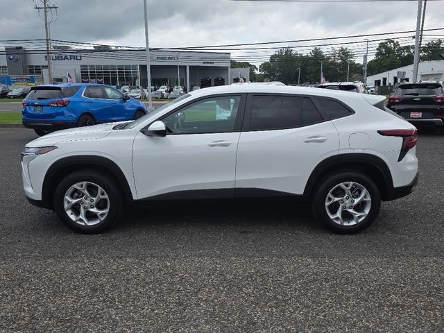 Used 2024 Summit White Chevrolet LS image 12