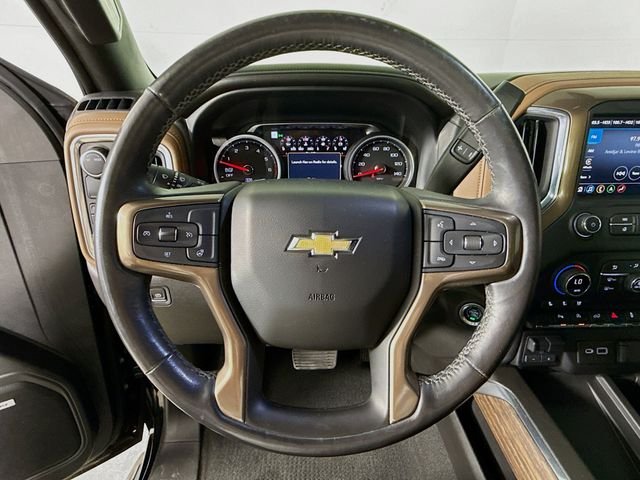 Used 2021 Black Chevrolet High Country image 9