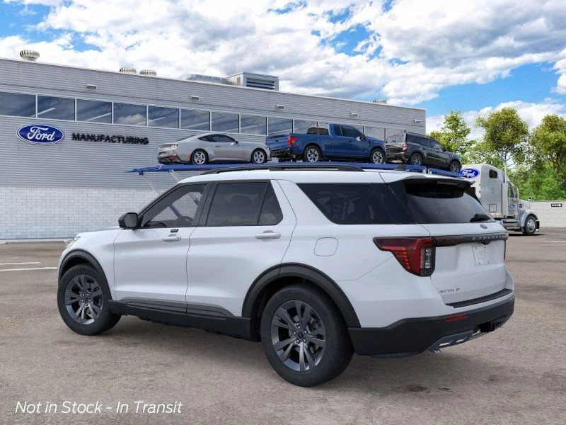 New 2026 Space White Metallic Ford Active image 5