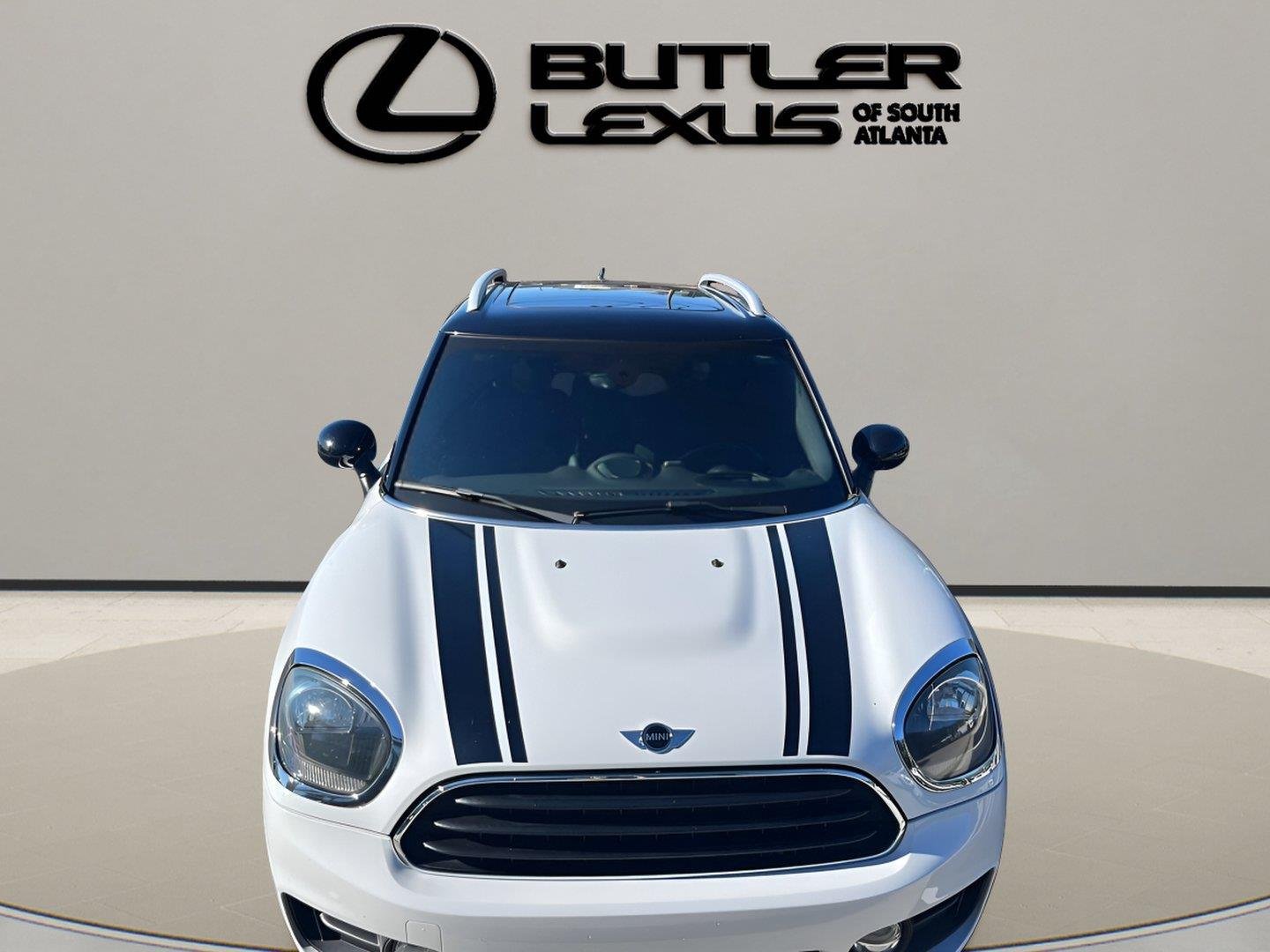 Used 2018 Light White MINI Cooper image 3