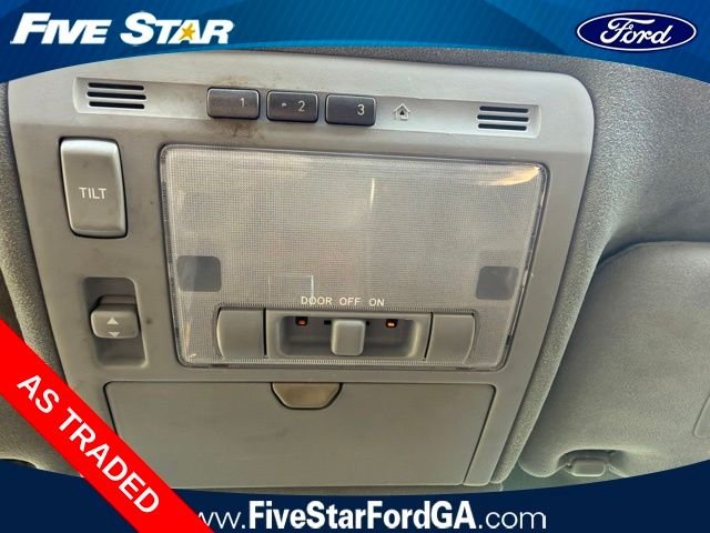 Used 2006 Silver Lexus 430 image 26