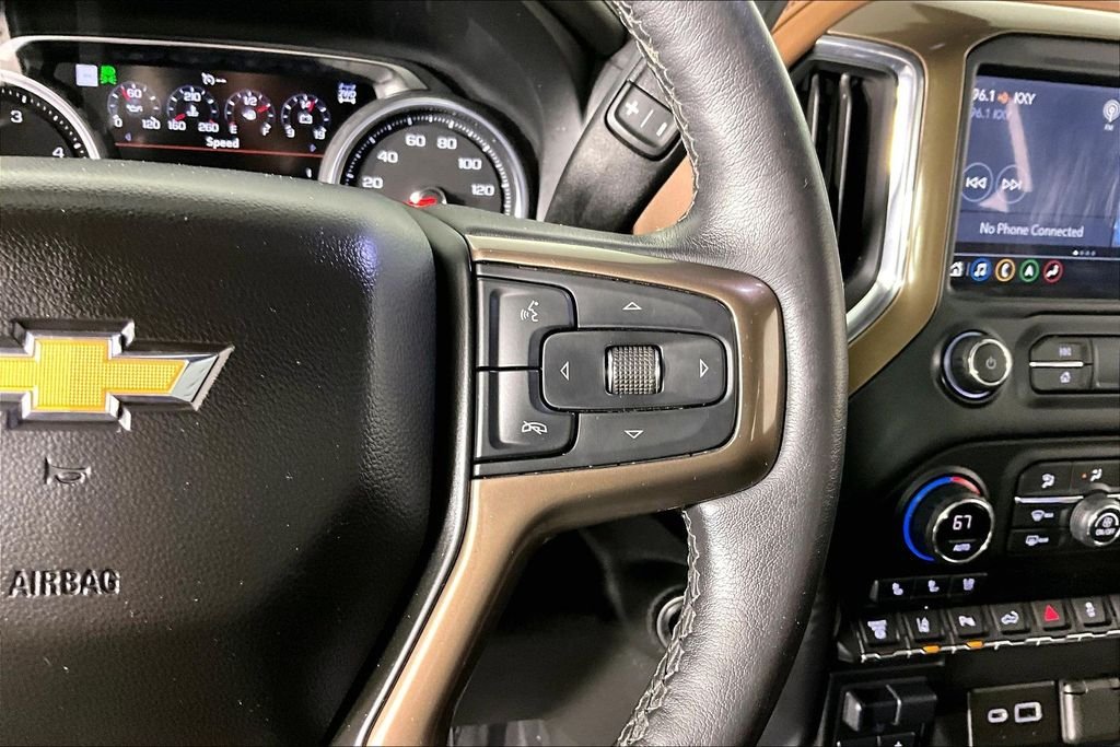 Used 2021 White Chevrolet High Country image 12