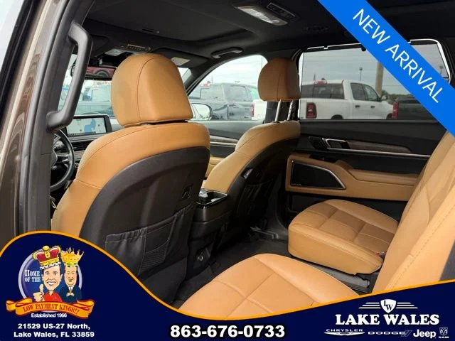 Used 2022 Green Kia SX image 9