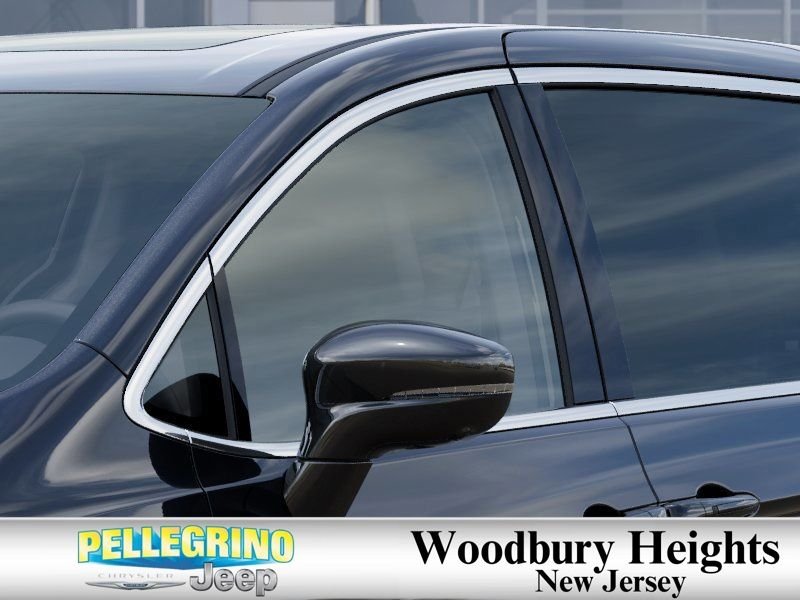 New 2026 Diamond Black Crystal Pearl-Coat Exterior Paint Chrysler Limited image 12