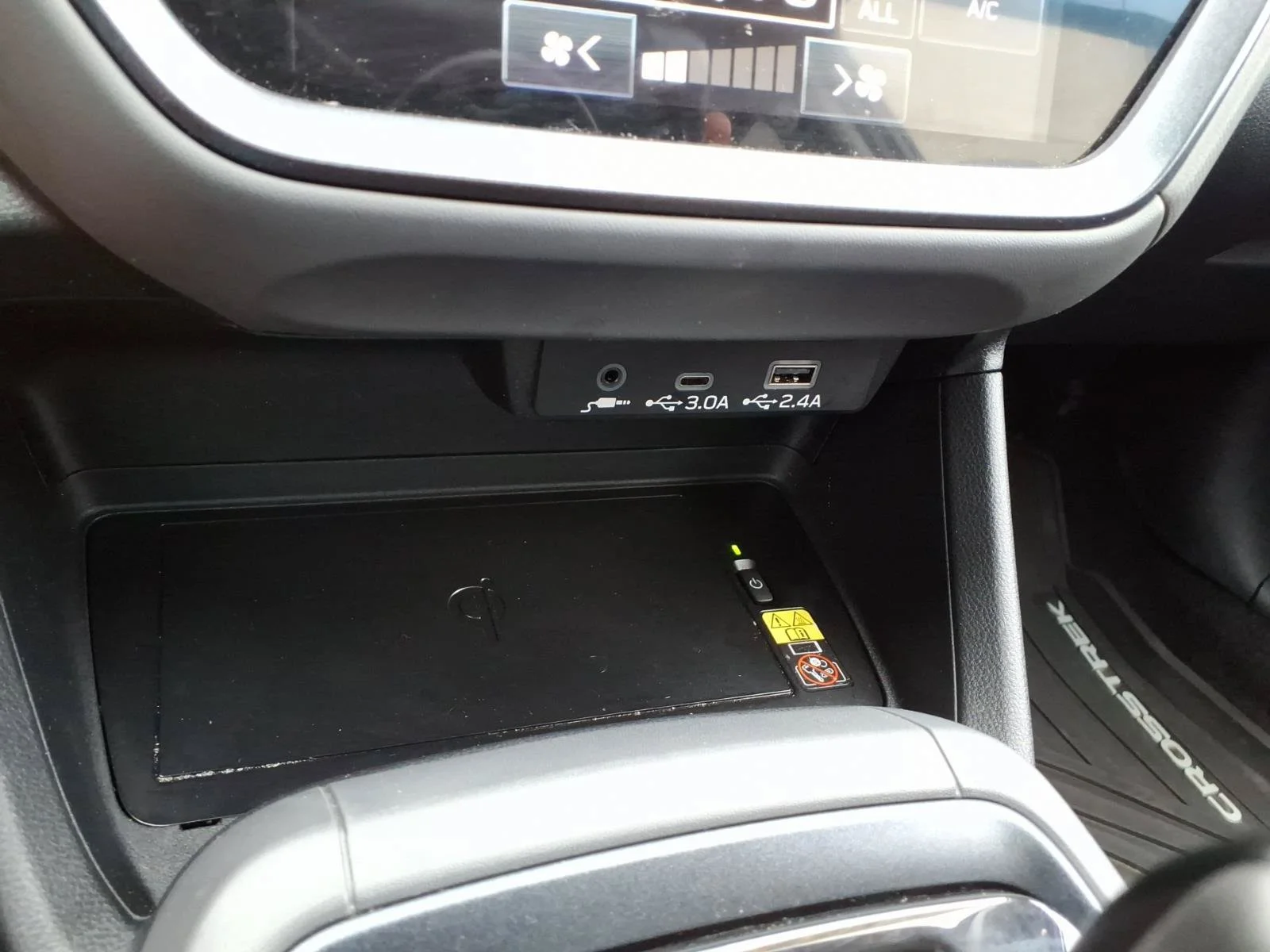 Used 2024 Alpine Green Subaru Limited image 22