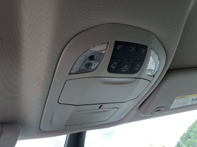 Used 2024 Black Chrysler Touring L image 29