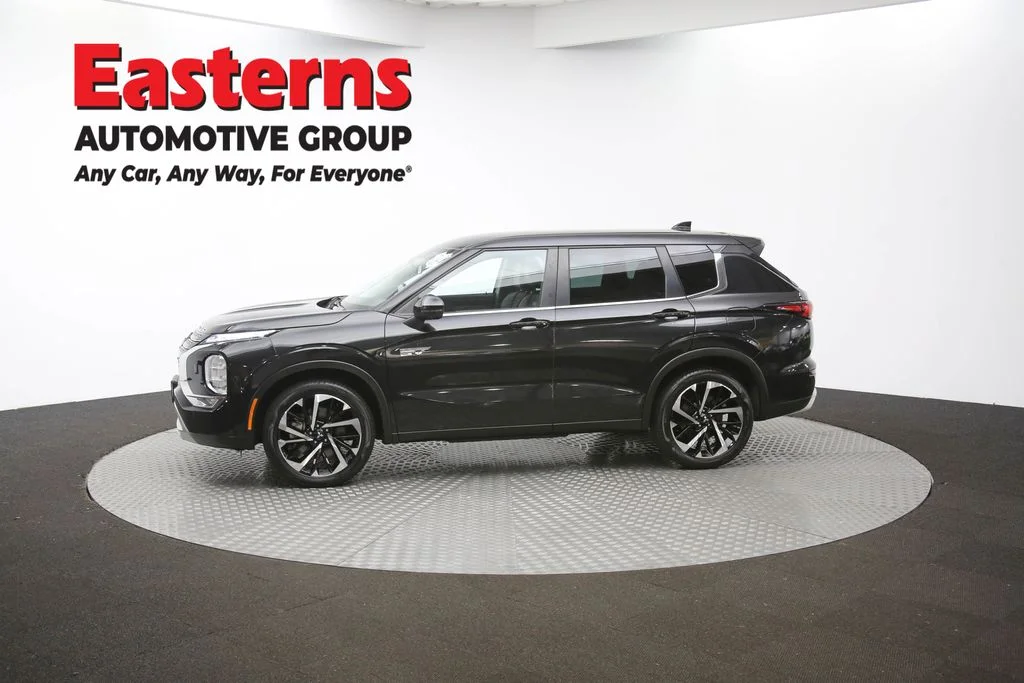 Used 2023 Black Mitsubishi SE image 60
