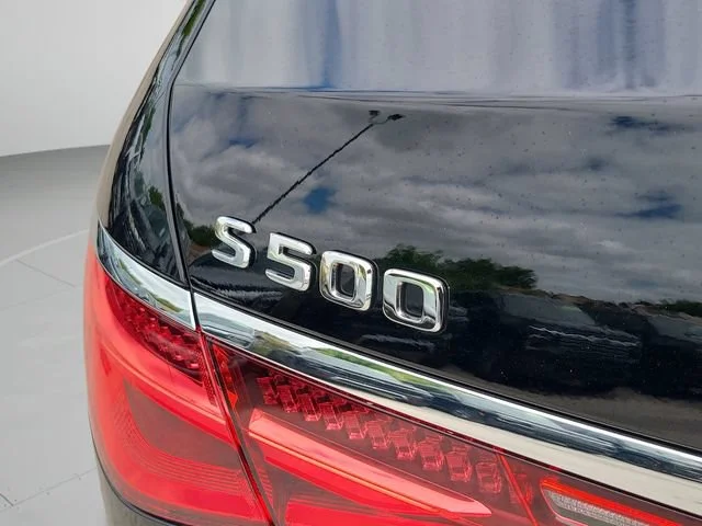 Used 2025 Black Mercedes-Benz S 500 image 33