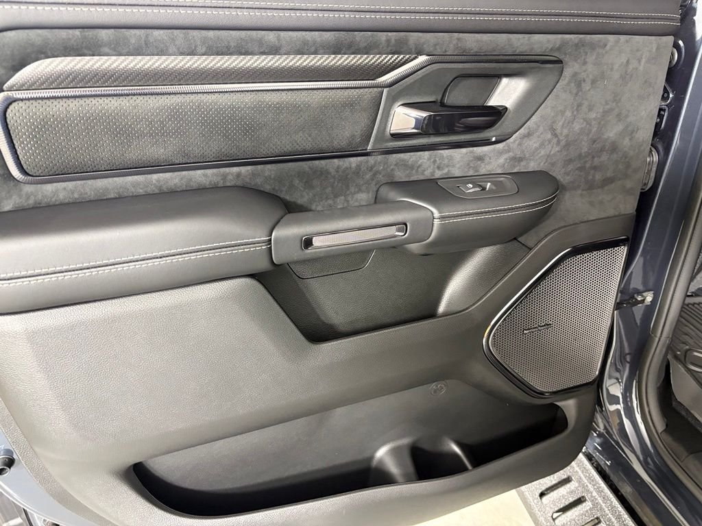New 2026 Forged Blue Metallic Exterior Paint RAM RHO image 37