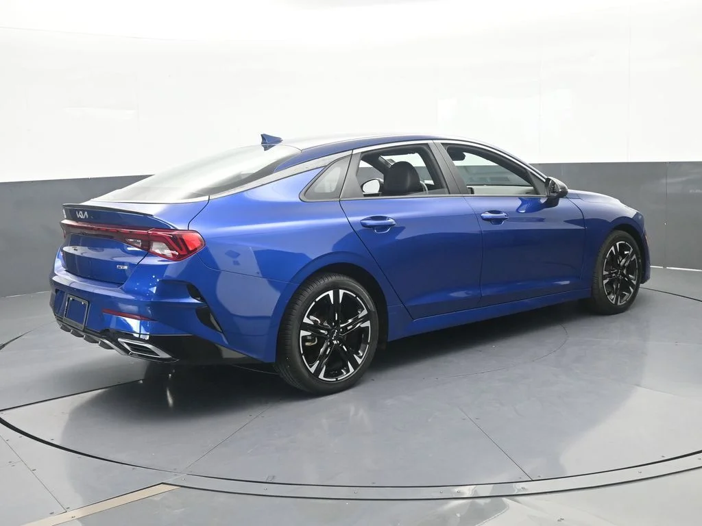 Used 2024 Sapphire Blue Kia GT-Line image 6