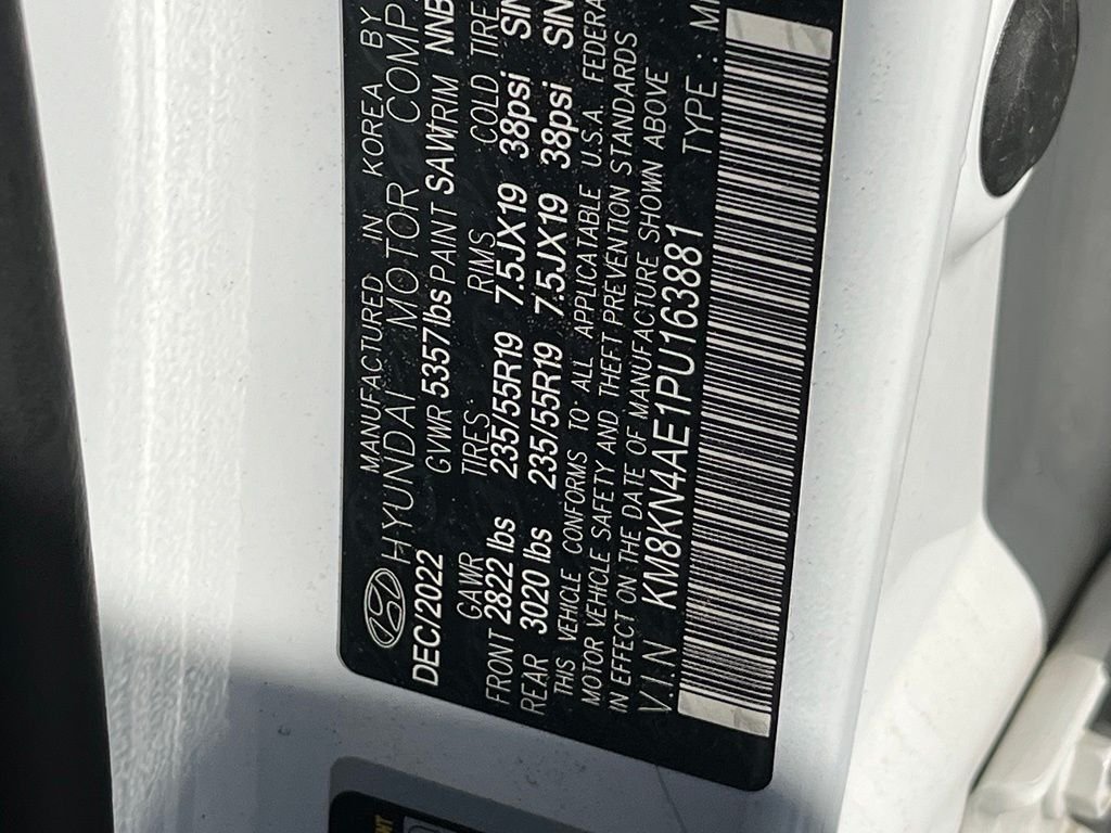 Used 2023 White Hyundai SEL image 17