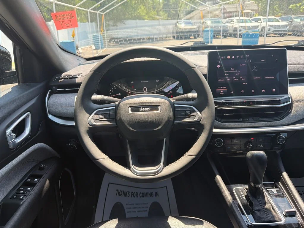 Used 2024 Black Jeep Latitude Lux image 16