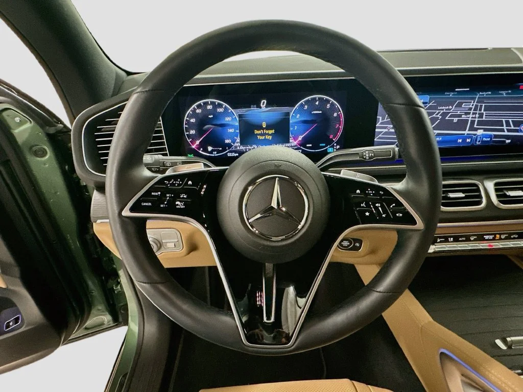 Certified Used 2026 MANUFAKTUR Ireland Mid Green Metallic Mercedes-Benz GLE 450 image 12