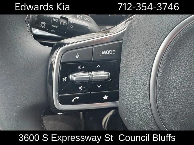 2025 Kia Sorento SX - Photo 15