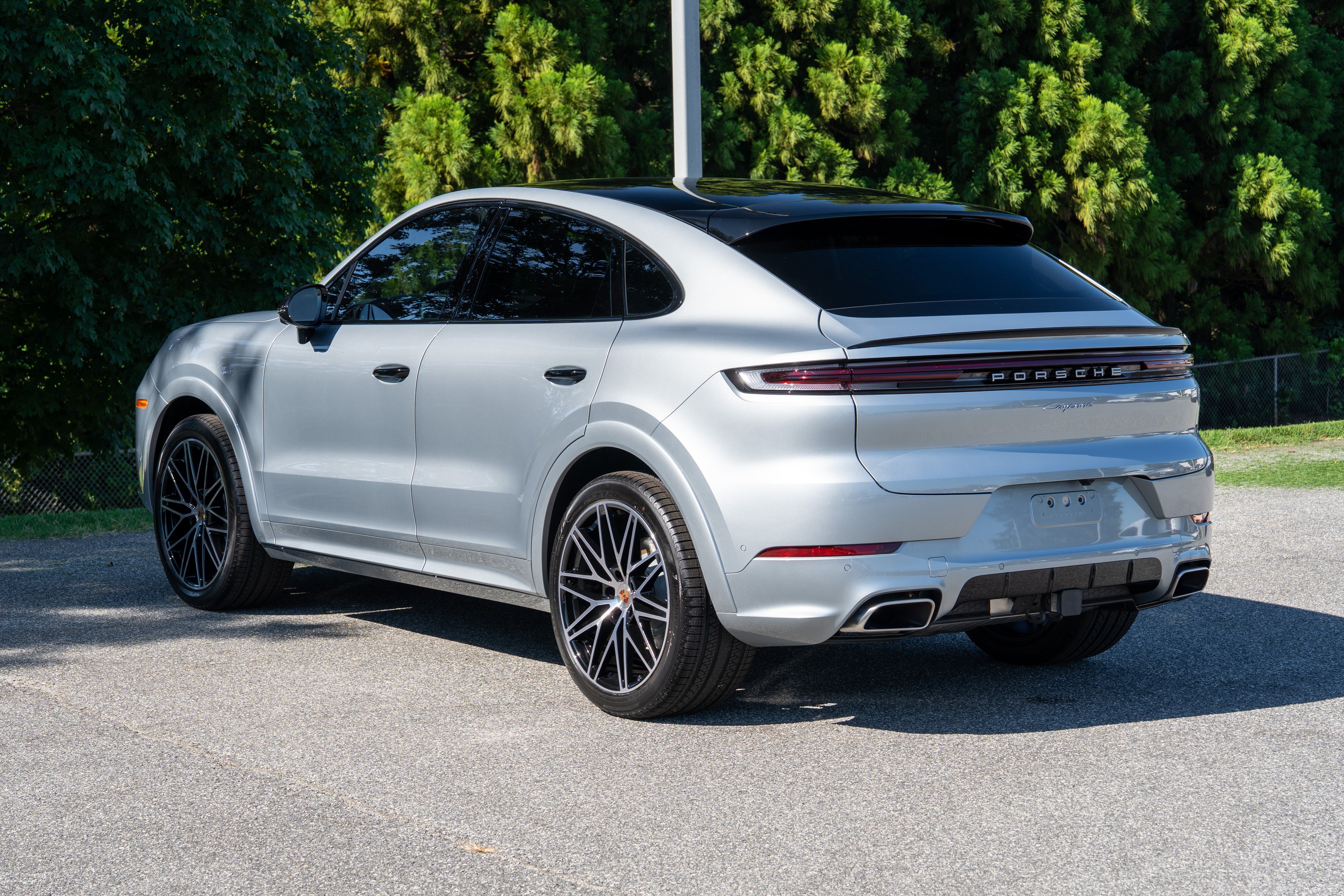2026 Porsche Cayenne Coup Base - Photo 3
