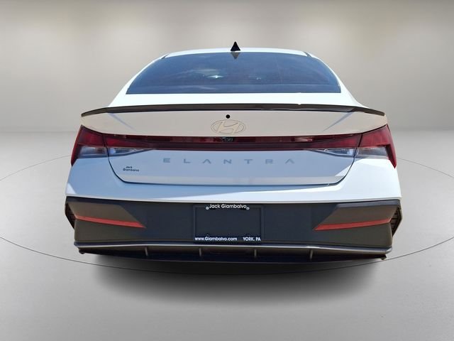 Certified Used 2025 White Hyundai SEL Sport image 9