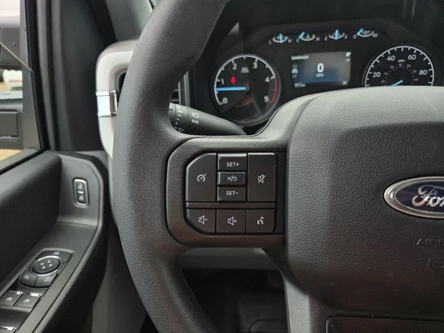 New 2026 Oxford White Ford F-250® XL image 39