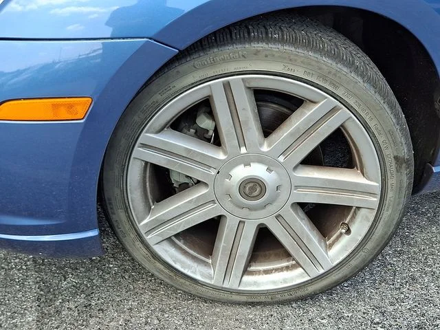 Used 2008 Blue Chrysler Limited image 12
