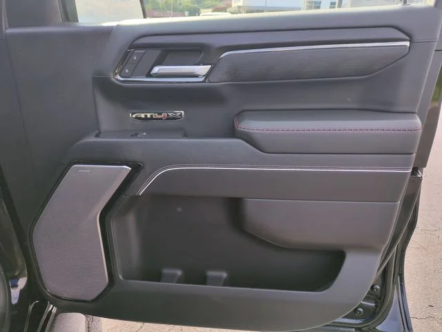 Used 2025 Black GMC AT4X image 34