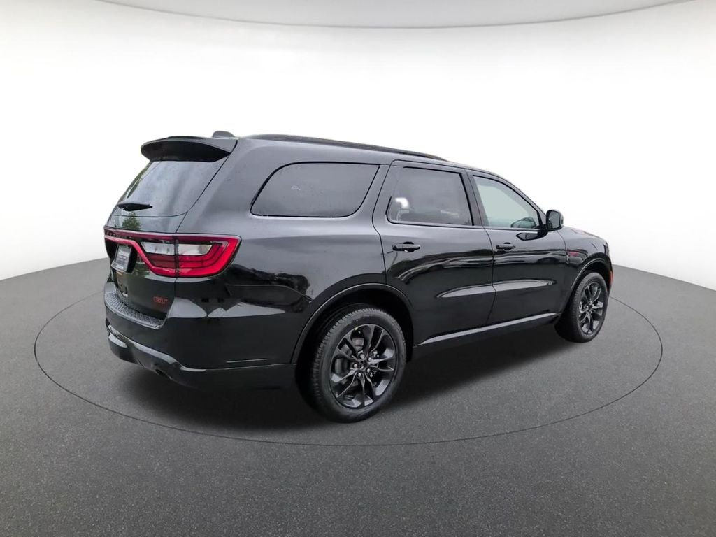 New 2026 Diamond Black Clear-Coat Exterior Paint Dodge GT image 8