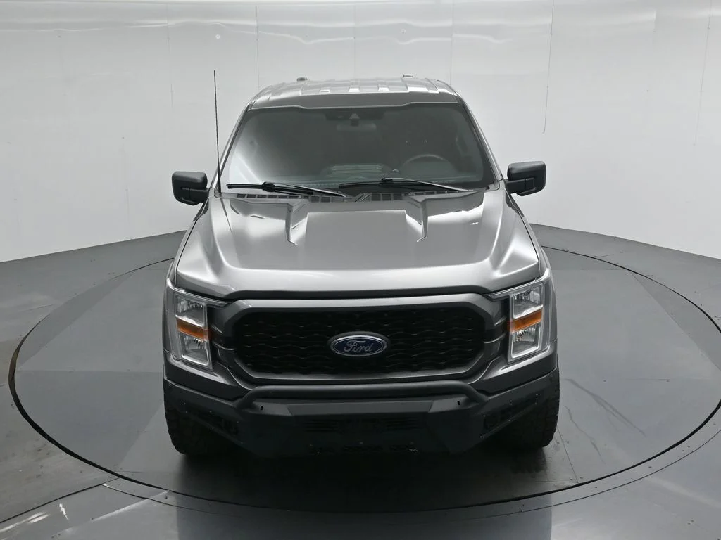 Used 2021 Gray Ford XL image 31