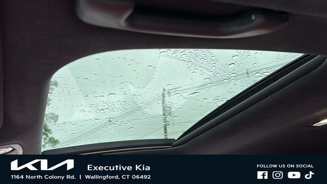 Certified Used 2020 White Kia GT-Line image 12