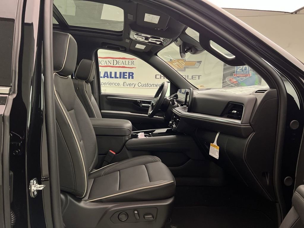 2026 Chevrolet Suburban Premier - Photo 26