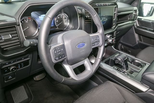 Used 2023 Silver Ford XLT image 19