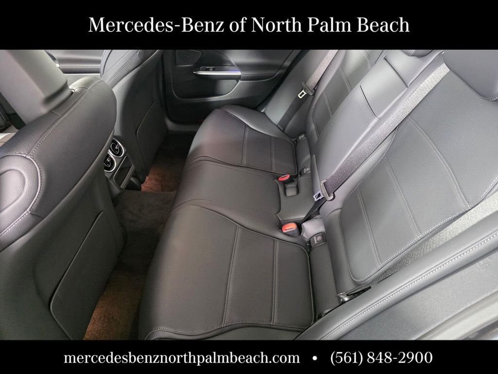 New 2026 Graphite Grey Metallic Mercedes-Benz C 300 image 12