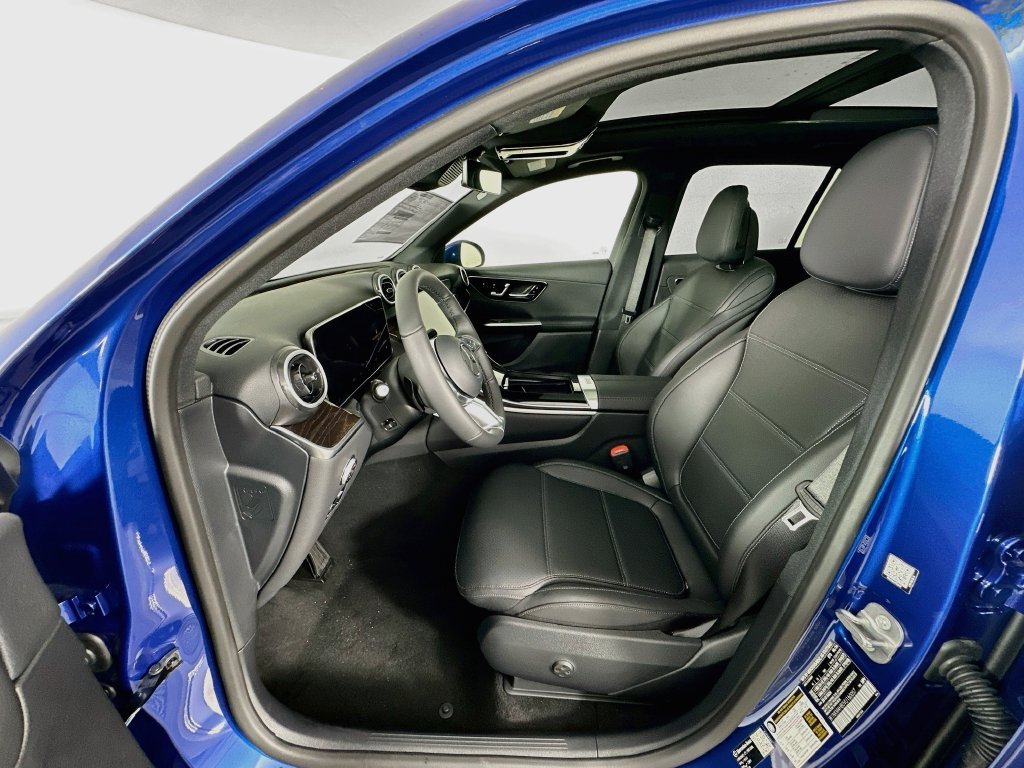 New 2027 Blue Mercedes-Benz GLC 300 image 21