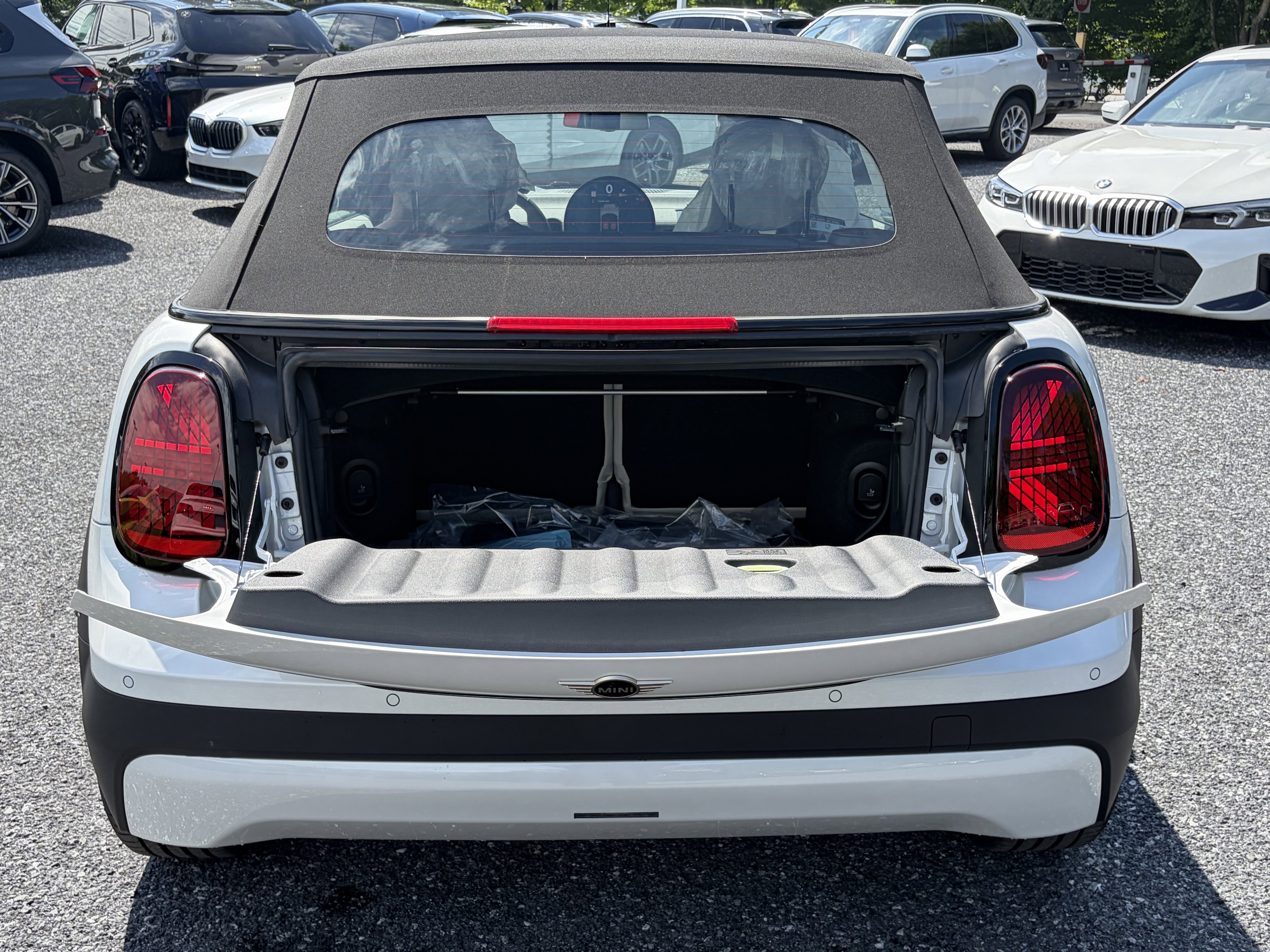 2026 MINI Convertible S - Photo 8