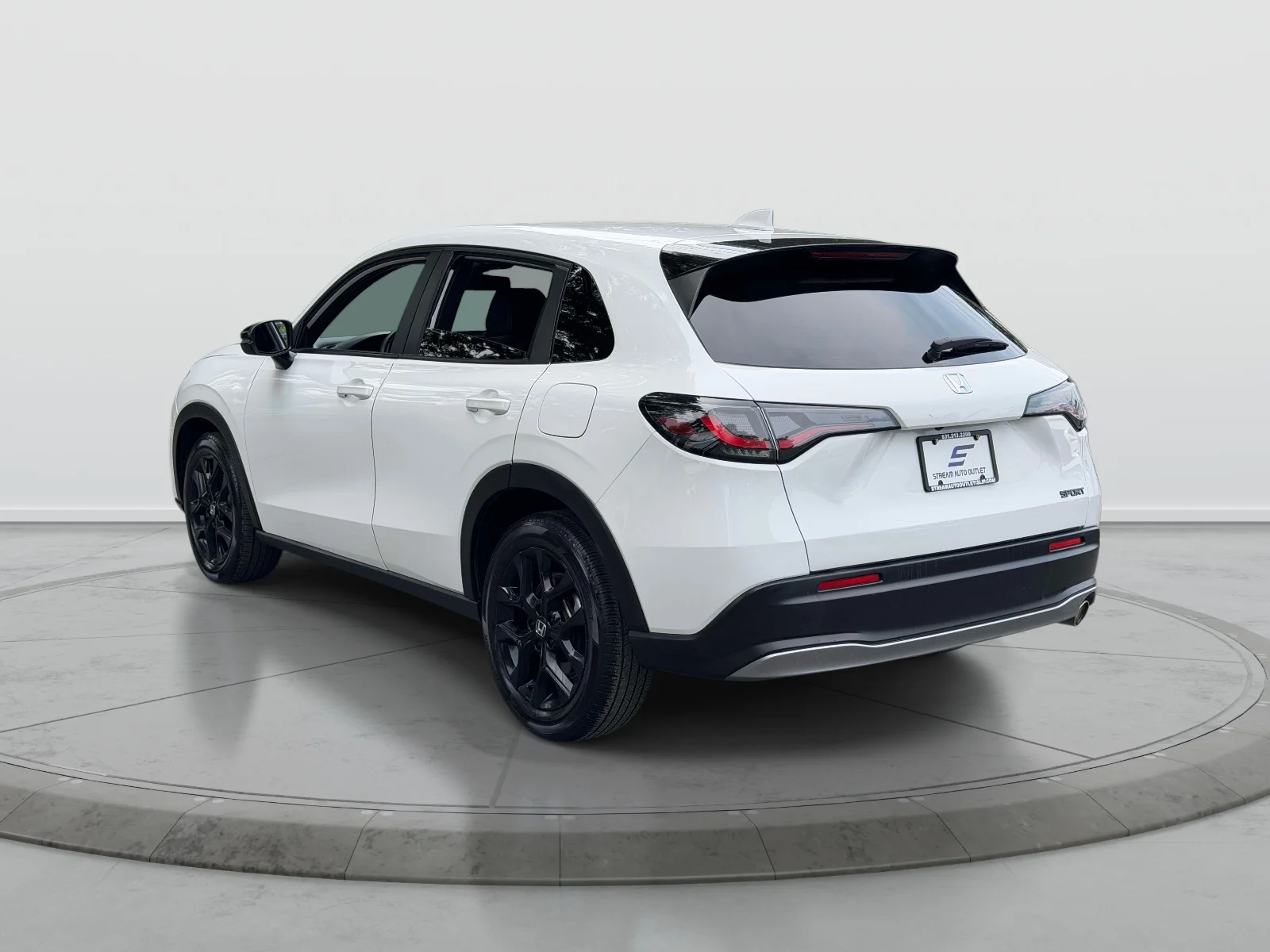 Used 2024 White Honda Sport image 4