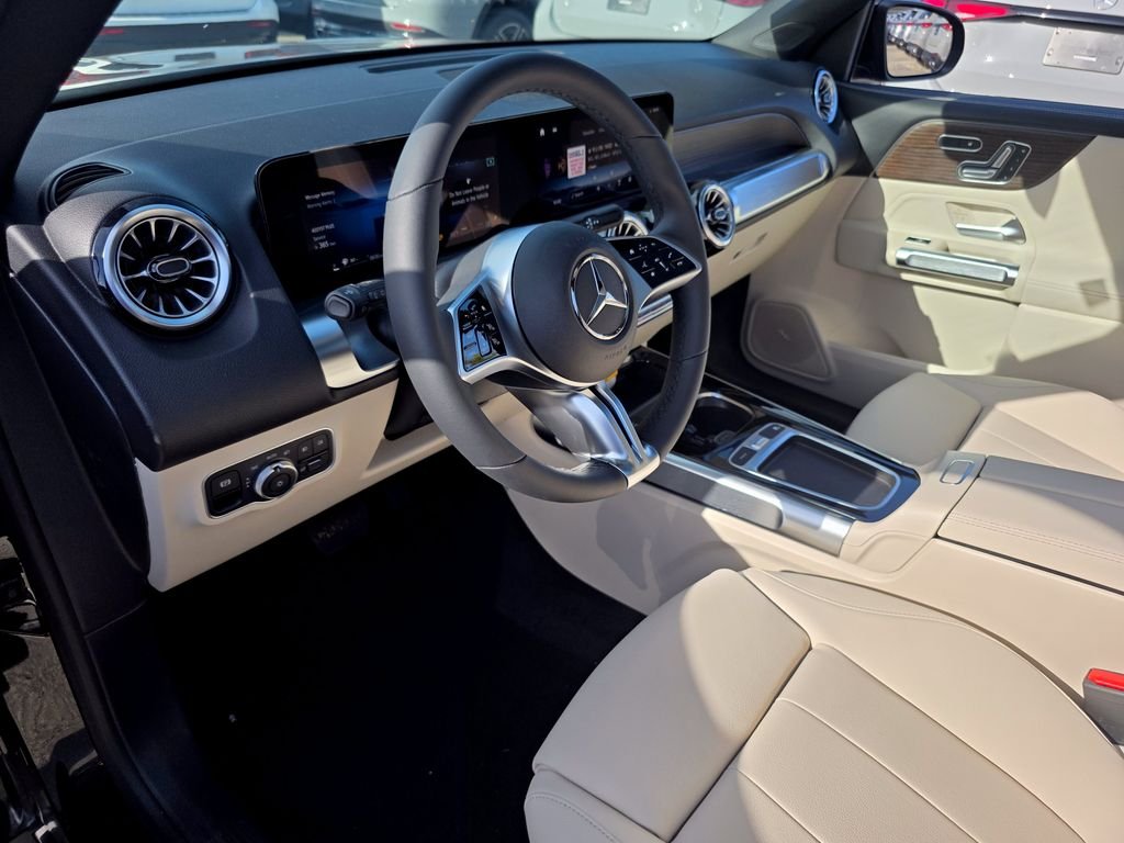 New 2026 Black Mercedes-Benz GLB 250 image 17