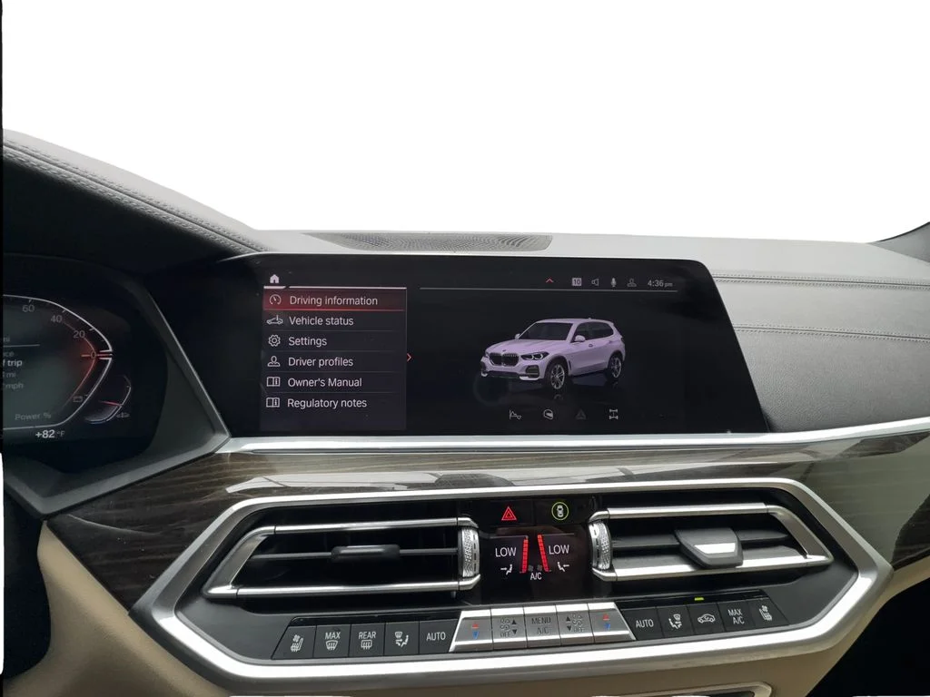 Used 2021 White BMW sDrive40i image 50