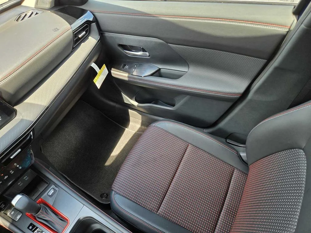 2025 Nissan Kicks SR - Photo 14
