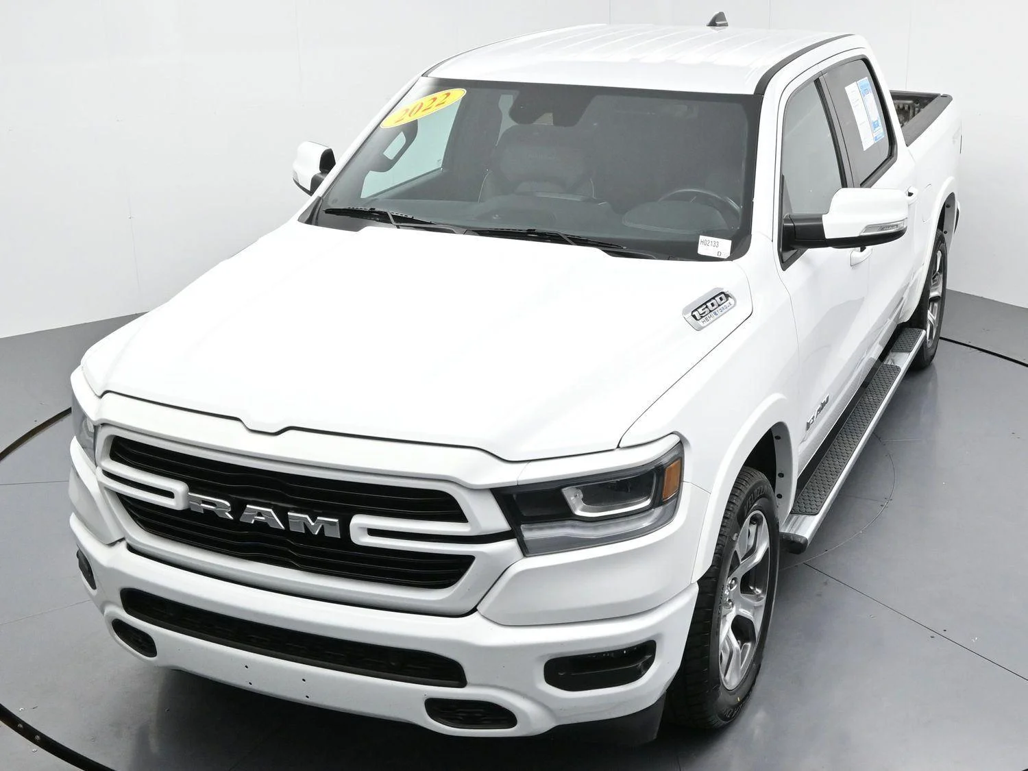 Used 2022 Bright White Clearcoat Ram Laramie image 42