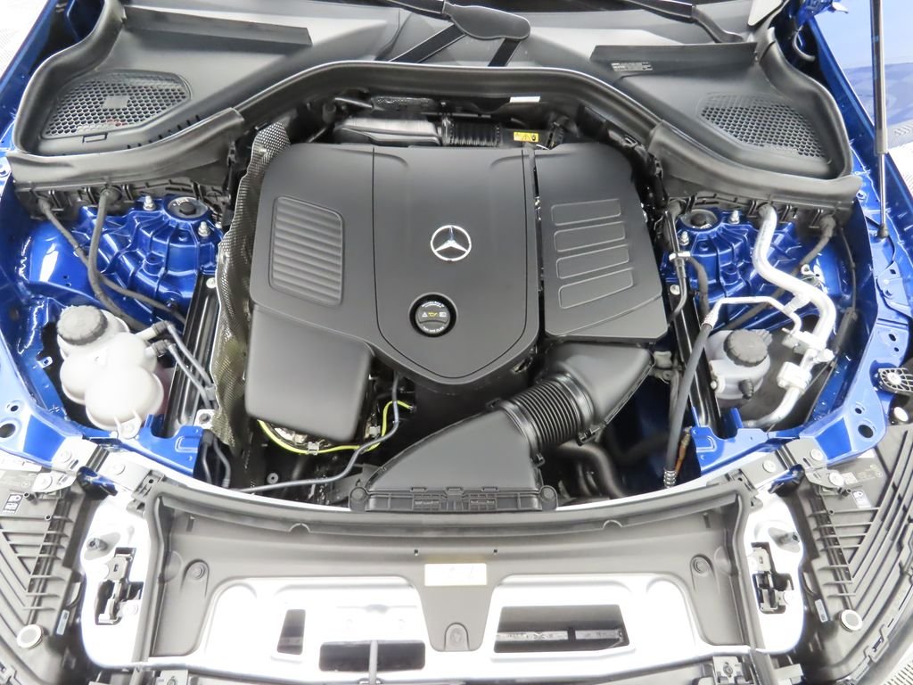Used 2026 Starling Blue Metallic Mercedes-Benz GLC 300 image 31