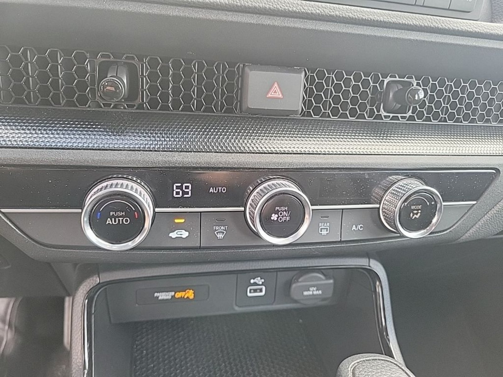 2024 Honda CR-V LX - Photo 24