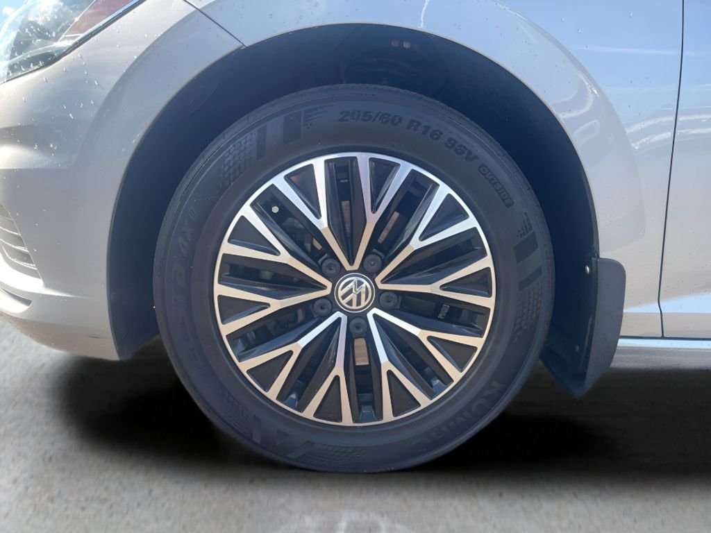 Used 2019 Silver Volkswagen 1.4T SE image 29