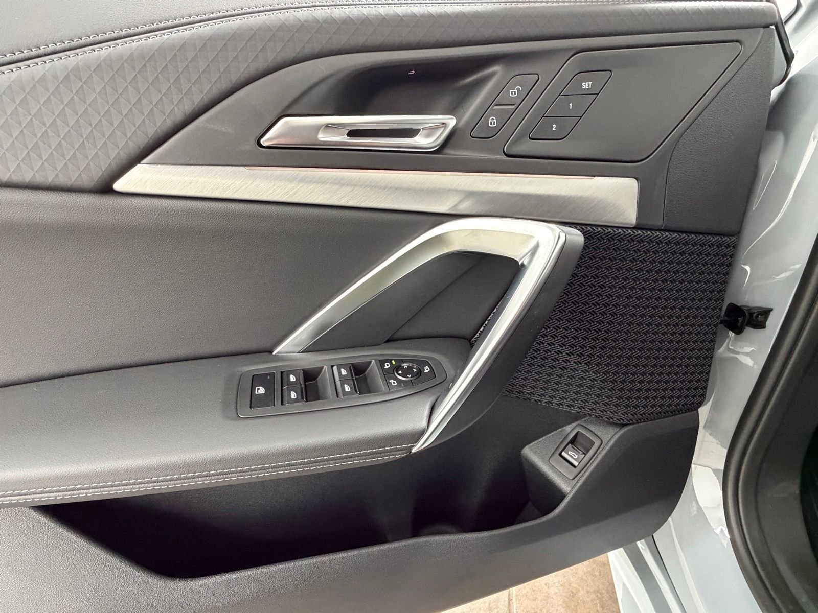 New 2026 Brooklyn Grey Metallic BMW xDrive28i image 39