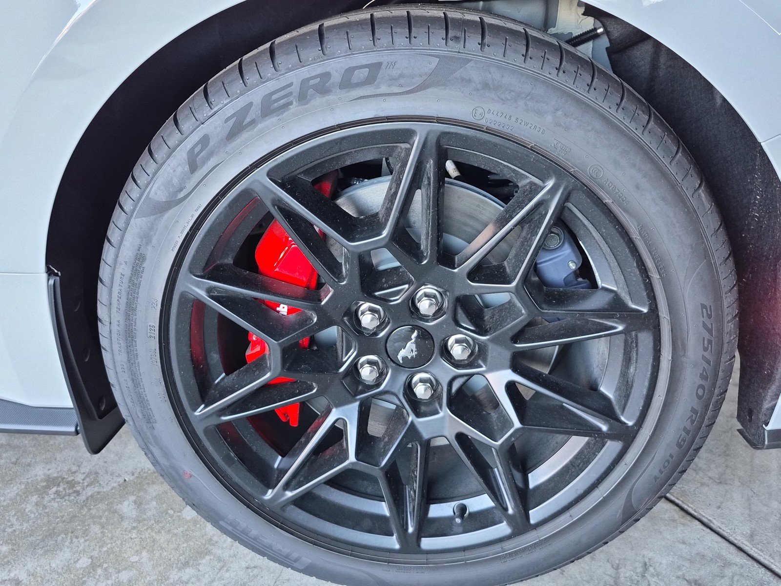New 2026 Avalanche Gray Ford GT Premium Convertible image 17