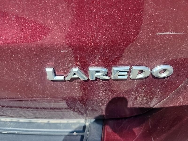 Used 2016 Red Jeep Laredo image 8